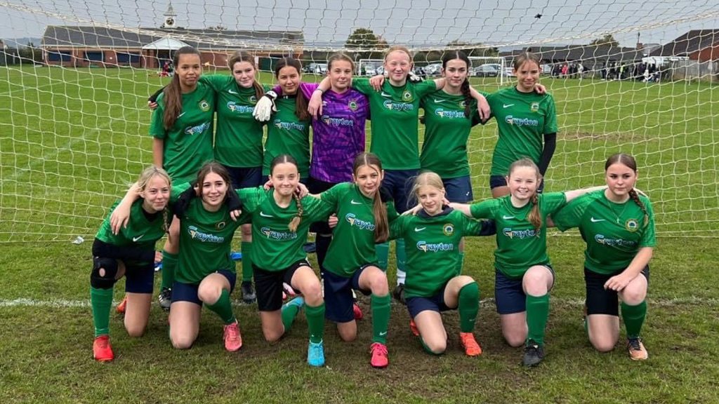Dale Park Belles U14's girls football team