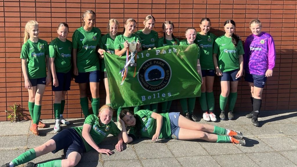 Dale Park Belles U14's girls football team